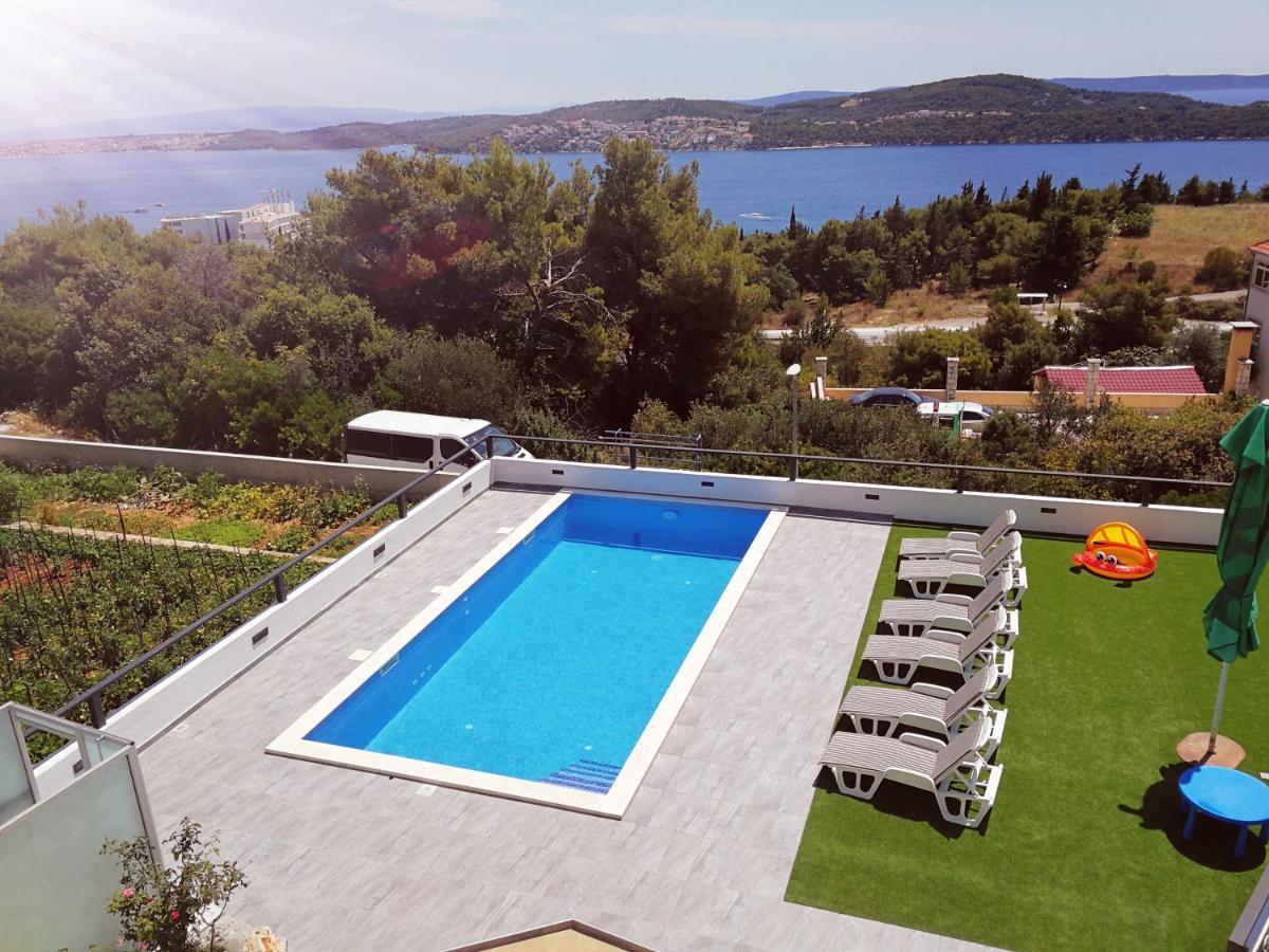 Villa Confido Luxury Apartment 01 Доньї-Сегет Екстер'єр фото