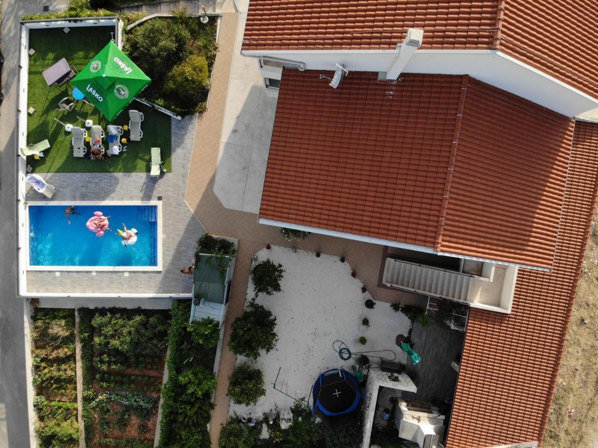 Villa Confido Luxury Apartment 01 Доньї-Сегет Екстер'єр фото