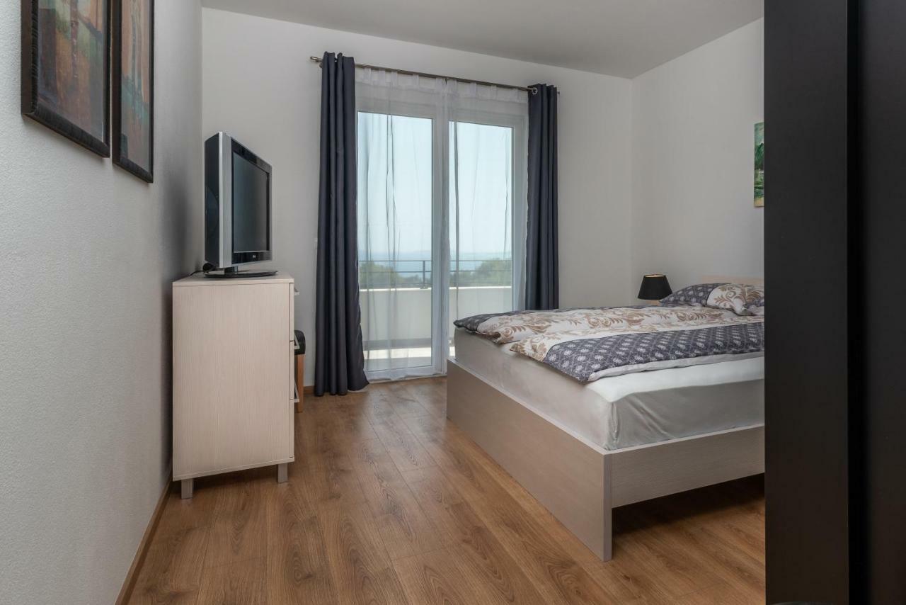 Villa Confido Luxury Apartment 01 Доньї-Сегет Екстер'єр фото