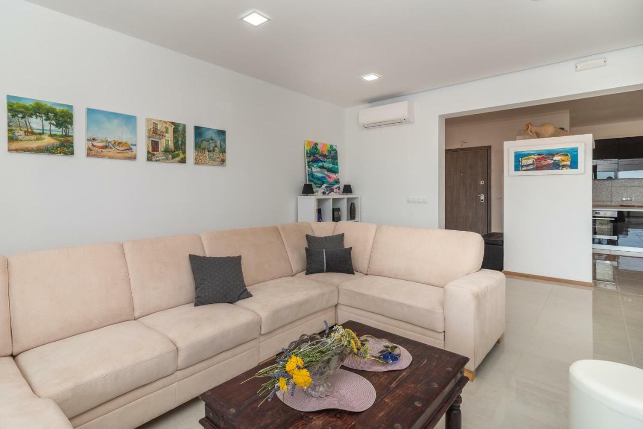 Villa Confido Luxury Apartment 01 Доньї-Сегет Екстер'єр фото